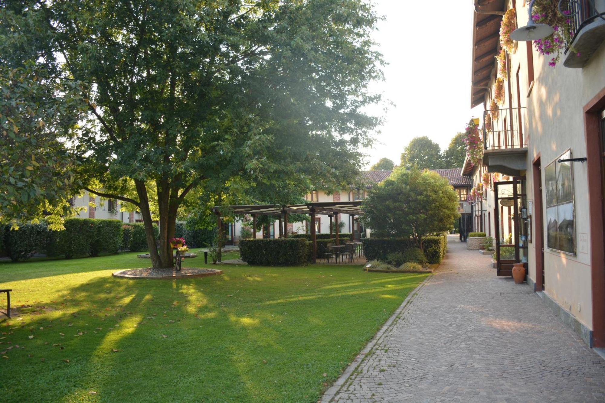 Romantic Hotel Furno San Francesco al Campo Exterior photo