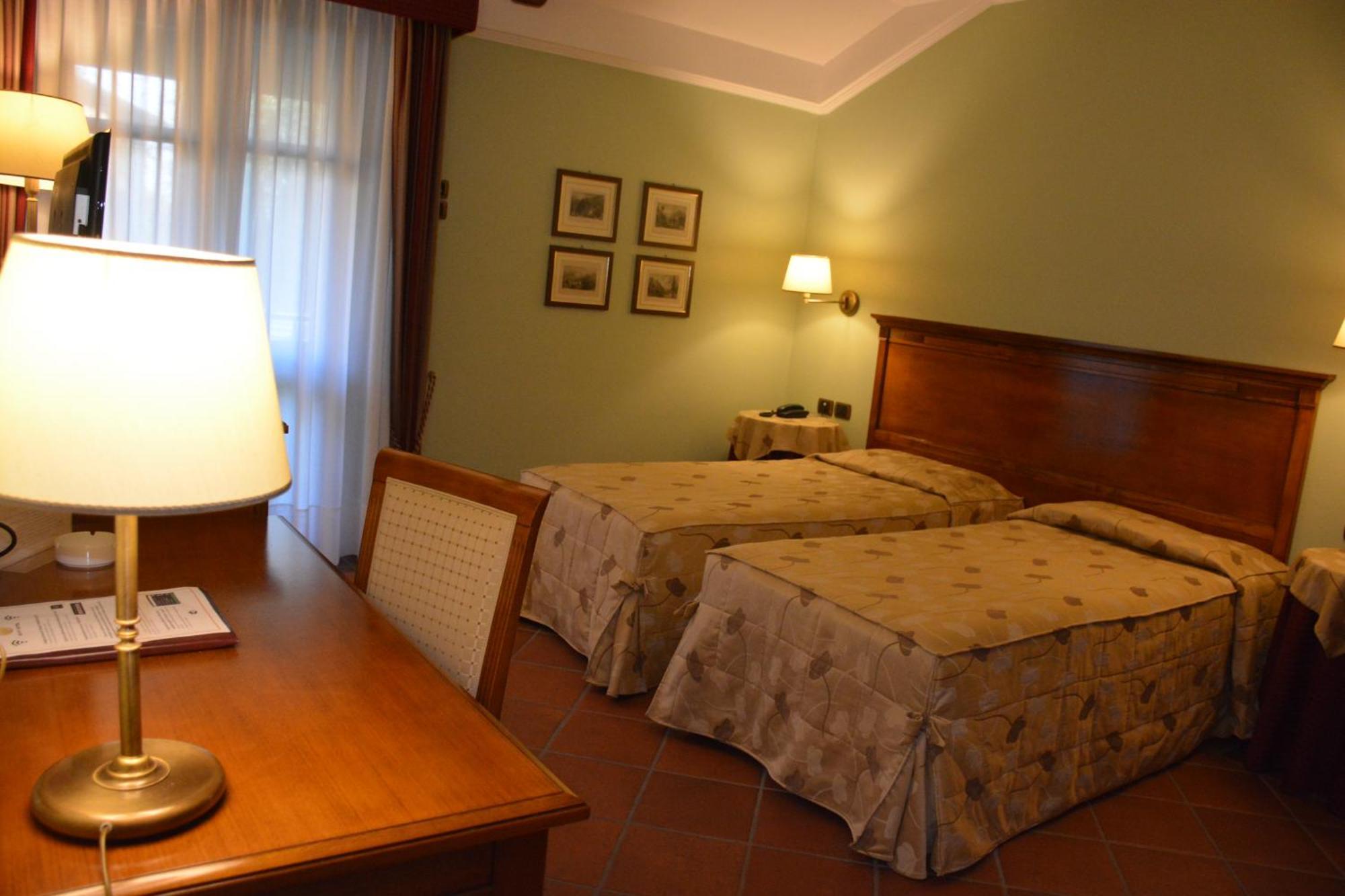 Romantic Hotel Furno San Francesco al Campo Exterior photo