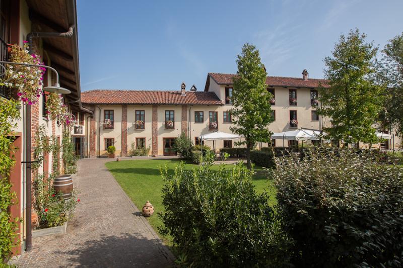Romantic Hotel Furno San Francesco al Campo Exterior photo
